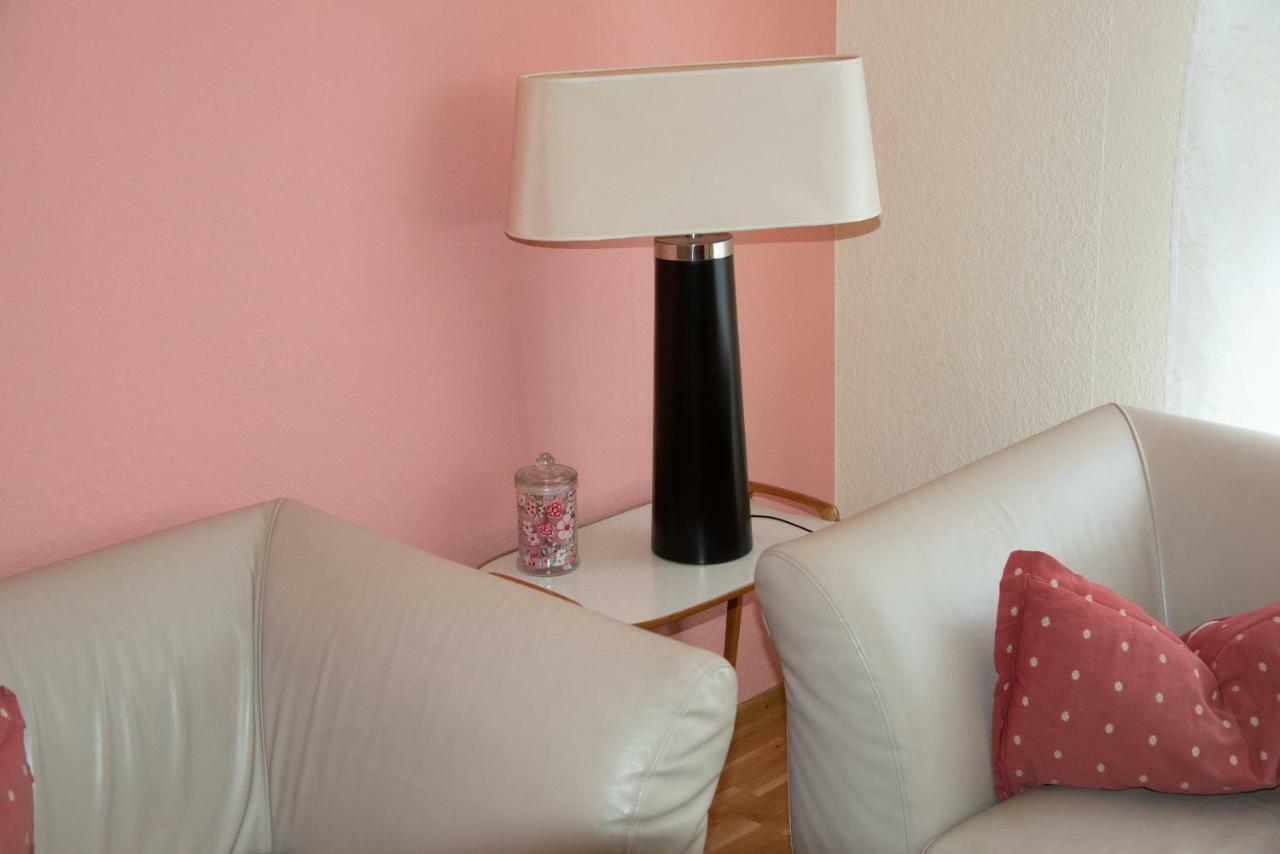 Ferienwohnung Unter Dem Schwalbennest Вахенхайм-ан-дер-Вайнштрасе Экстерьер фото